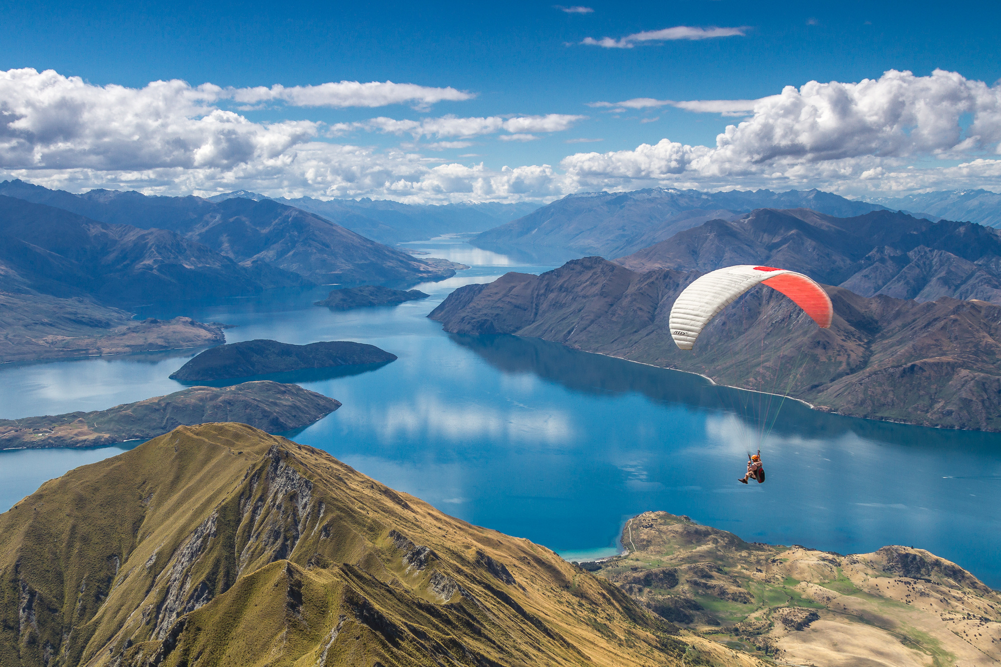 parapente face au Lac Wanaka